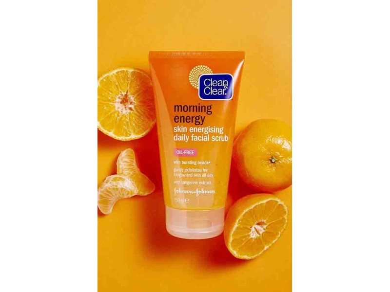 Clean&clear morning energy skin energising daily facial scrub 150ml(orange)